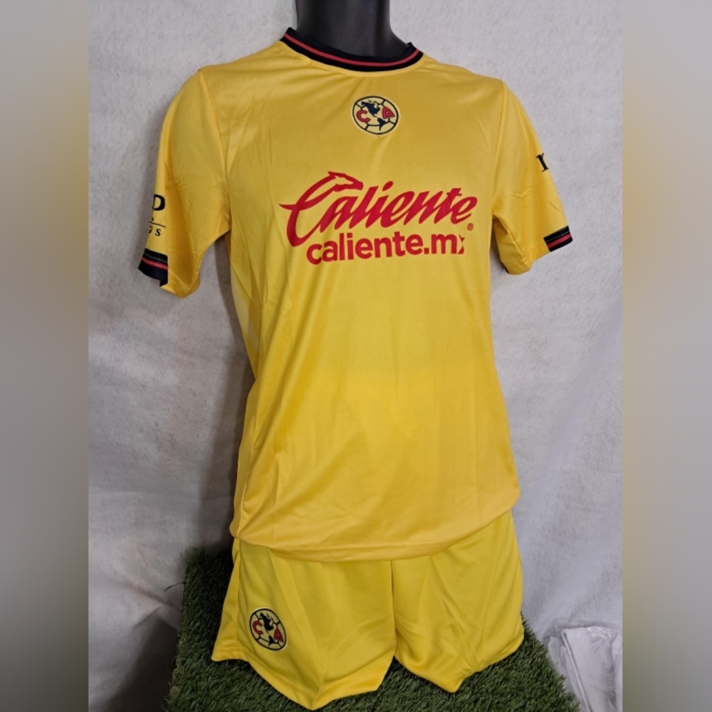 Toddler Club América Yellow Soccer Jersey and Shorts
